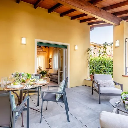 San Concordio Terrace Apartment