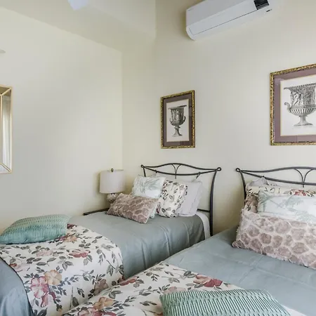San Concordio Terrace Apartment