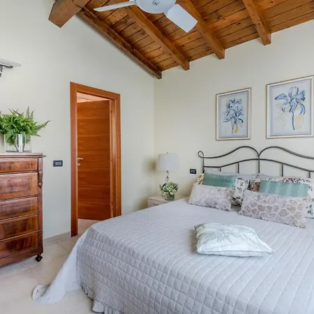 San Concordio Terrace Apartment